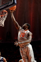 COLLEGE BASKETBALL: DEC 13 Longwood at Illinois