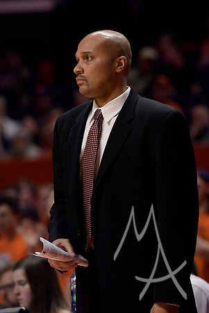 COLLEGE BASKETBALL: DEC 06 Austin Peay at Illinois