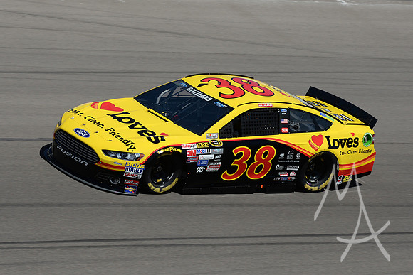 AUTO: MAR 06 NASCAR Sprint Cup Series - Kobalt Tools 400