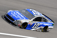 AUTO: MAR 10 NASCAR Monster Energy Cup Series - Kobalt 400