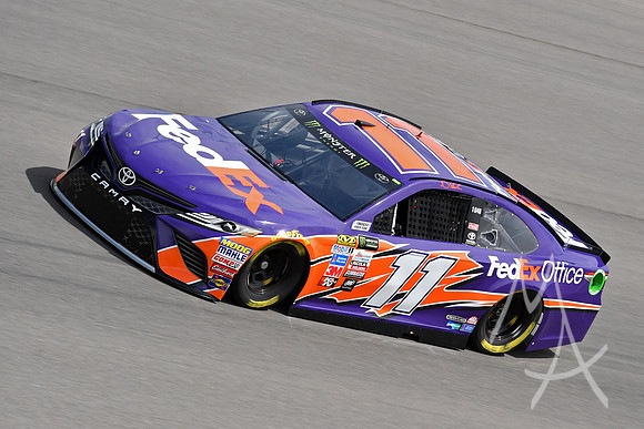 AUTO: MAR 10 NASCAR Monster Energy Cup Series - Kobalt 400