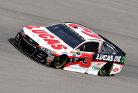AUTO: MAR 10 NASCAR Monster Energy Cup Series - Kobalt 400