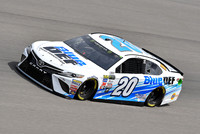 AUTO: MAR 10 NASCAR Monster Energy Cup Series - Kobalt 400