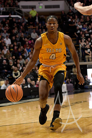 COLLEGE BASKETBALL: DEC 07 Valparaiso at Purdue