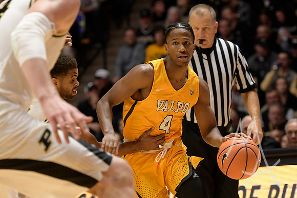 COLLEGE BASKETBALL: DEC 07 Valparaiso at Purdue
