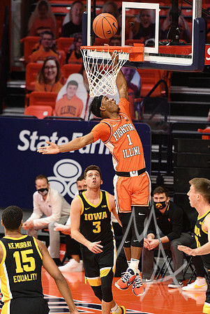 COLLEGE BASKETBALL: JAN 29 Iowa at Illinois