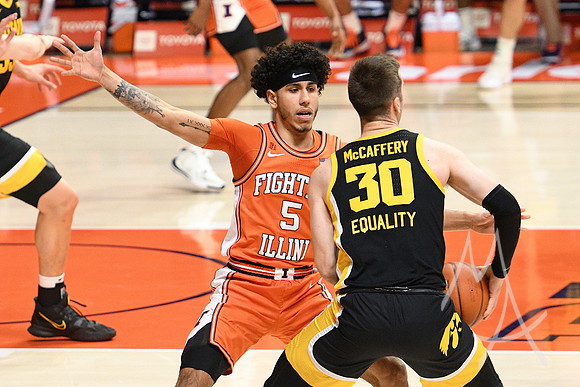 COLLEGE BASKETBALL: JAN 29 Iowa at Illinois