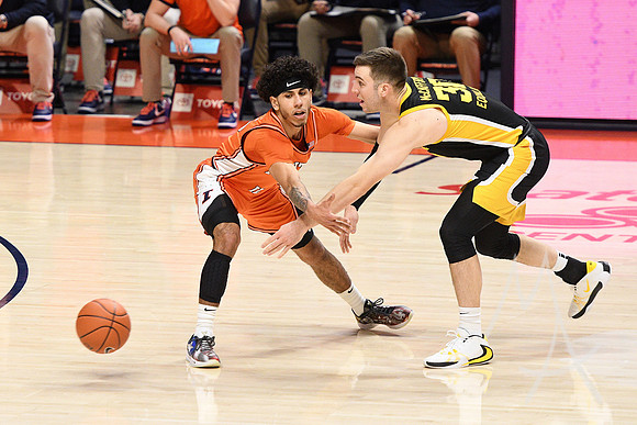 COLLEGE BASKETBALL: JAN 29 Iowa at Illinois