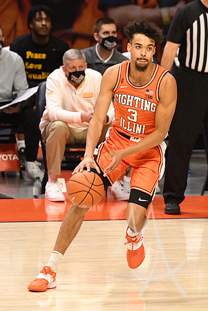 COLLEGE BASKETBALL: JAN 29 Iowa at Illinois