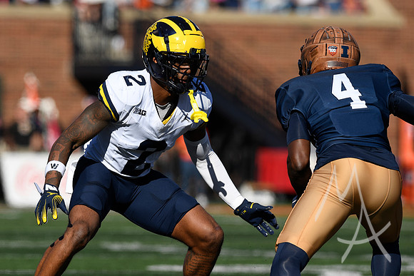 COLLEGE FOOTBALL: OCT 19 Michigan at Illinois
