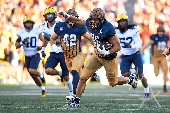 COLLEGE FOOTBALL: OCT 19 Michigan at Illinois