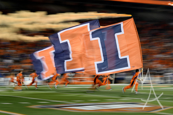 COLLEGE FOOTBALL: AUG 29 Eastern Illinois at Illinois