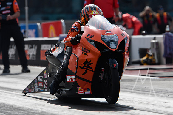 AUTO: APR 25 NHRA American Rebel Light 4-Wide Nationals