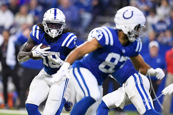 NFL: OCT 20 Dolphins at Colts