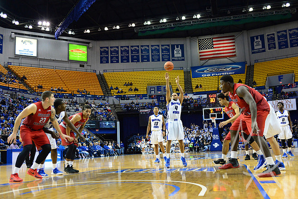 NCAA BASKETBALL: DEC 11 Western Kentucky at Indiana State