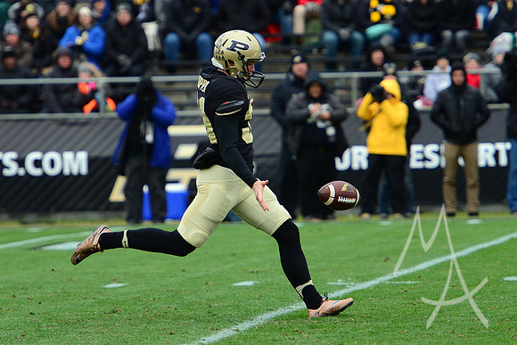 NCAA FOOTBALL: NOV 19 Wisconsin at Purdue