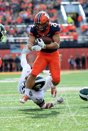 NCAA FOOTBALL: NOV 05 Michigan State at Illinois
