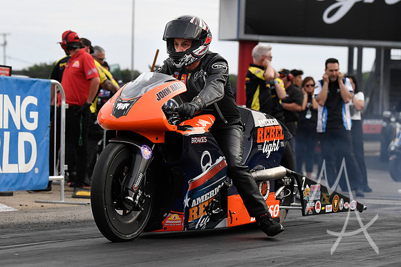 AUTO: APR 25 NHRA American Rebel Light 4-Wide Nationals