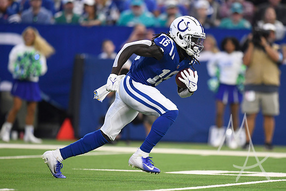 NFL: OCT 20 Dolphins at Colts