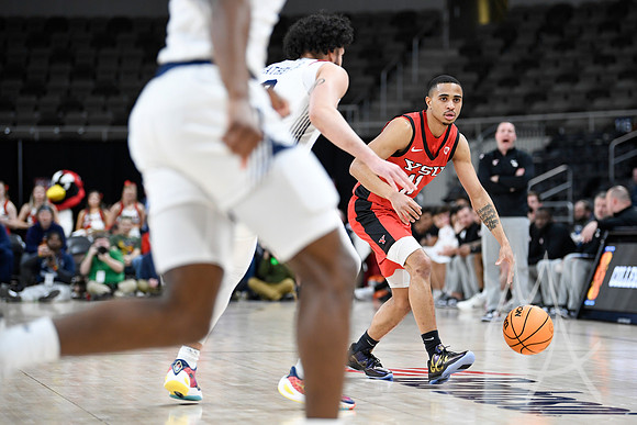 COLLEGE BASKETBALL: MAR 11 Horizon League Championship Robert Morris vs Youngstown State