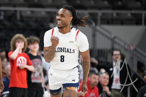 COLLEGE BASKETBALL: MAR 11 Horizon League Championship Robert Morris vs Youngstown State