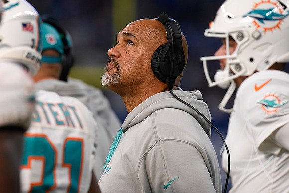 NFL: OCT 20 Dolphins at Colts