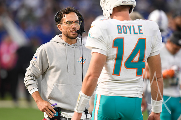 NFL: OCT 20 Dolphins at Colts
