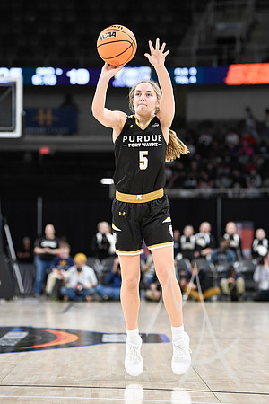 COLLEGE BASKETBALL: MAR 11 Women's Horizon League Championship Green Bay vs Fort Wayne