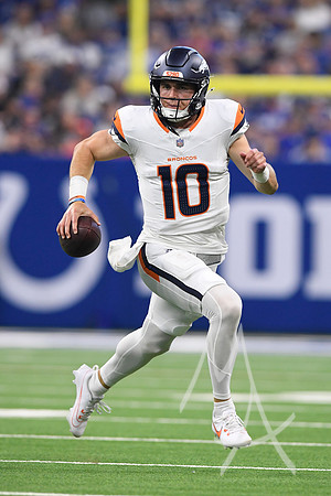 NFL: AUG 11 Preseason Broncos at Colts