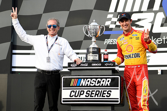 AUTO: JUN 05 NASCAR Cup Series Enjoy Illinois 300 Presented by TicketSmarter