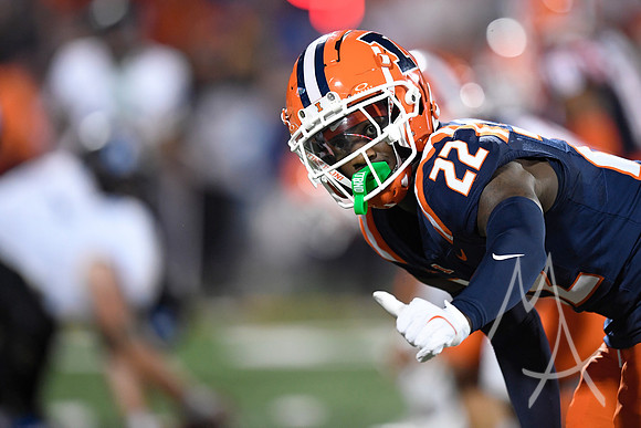 COLLEGE FOOTBALL: AUG 29 Eastern Illinois at Illinois