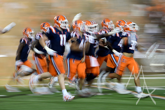 COLLEGE FOOTBALL: AUG 29 Eastern Illinois at Illinois