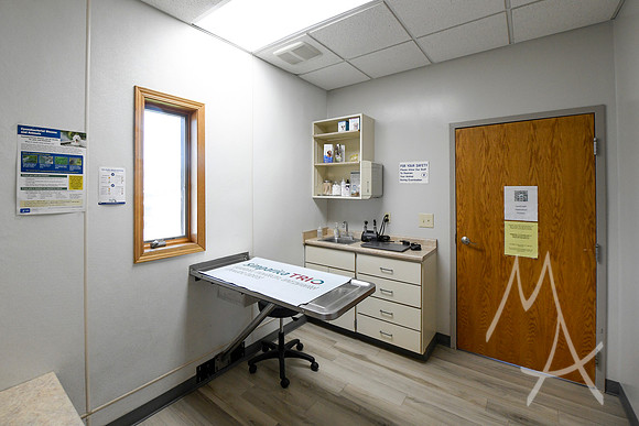 CLINTON, IN - West Central Veterinary Clinic