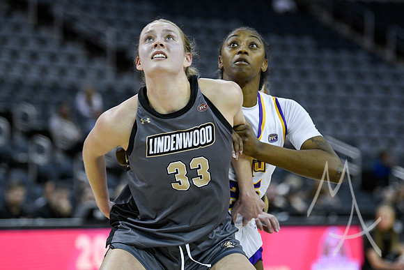 COLLEGE BASKETBALL: MAR 08 WomenÕs Ohio Valley Championship Tennessee Tech vs Lindenwood