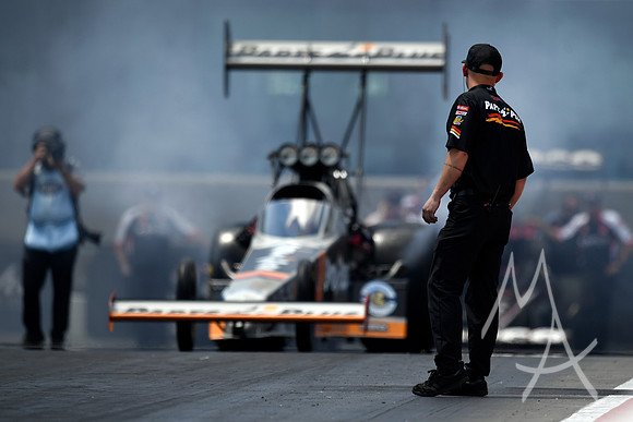AUTO: APR 26 NHRA American Rebel Light 4-Wide Nationals