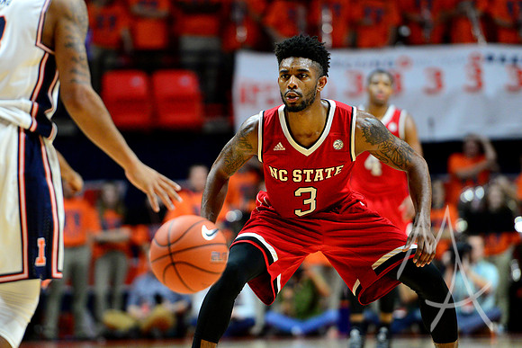 NCAA BASKETBALL: NOV 29 NC State at Illinois
