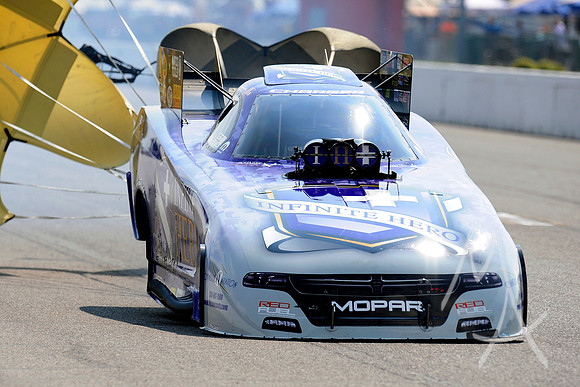 AUTO: SEP 25 NHRA - AAA Insurance Midwest Nationals