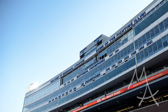 COLLEGE FOOTBALL: AUG 29 Eastern Illinois at Illinois
