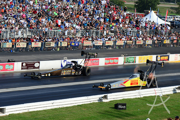 AUTO: SEP 25 NHRA - AAA Insurance Midwest Nationals