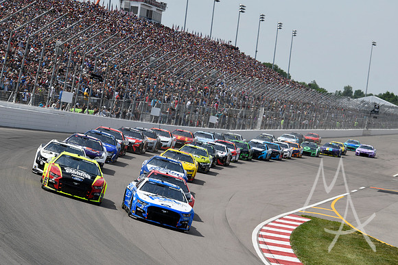 AUTO: JUN 05 NASCAR Cup Series Enjoy Illinois 300 Presented by TicketSmarter