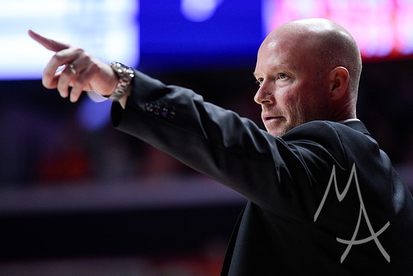 COLLEGE BASKETBALL: JAN 23 Maryland at Illinois