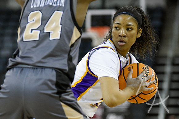 COLLEGE BASKETBALL: MAR 08 WomenÕs Ohio Valley Championship Tennessee Tech vs Lindenwood