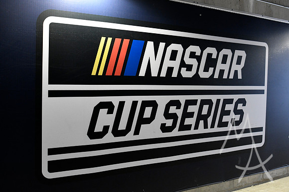 AUTO: JUN 05 NASCAR Cup Series Enjoy Illinois 300 Presented by TicketSmarter