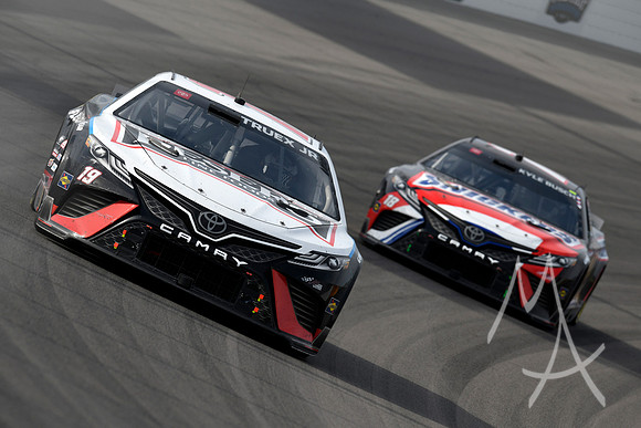 AUTO: JUN 05 NASCAR Cup Series Enjoy Illinois 300 Presented by TicketSmarter