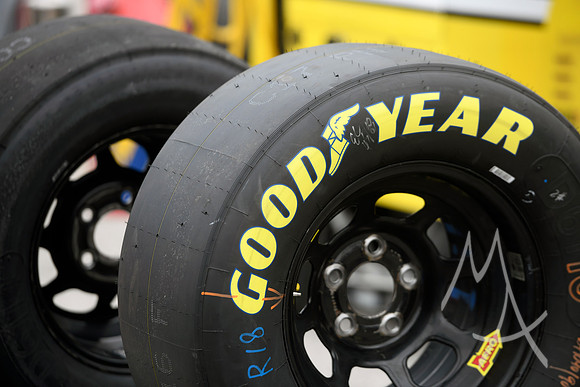 AUTO: MAY 31 NASCAR Craftsman Truck Series Toyota 200