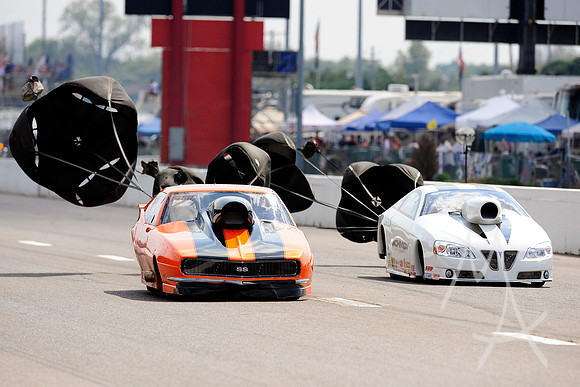 AUTO: SEP 25 NHRA - AAA Insurance Midwest Nationals