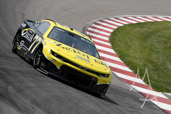 AUTO: JUN 05 NASCAR Cup Series Enjoy Illinois 300 Presented by TicketSmarter
