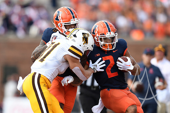 COLLEGE FOOTBALL: AUG 27 Wyoming at Illinois