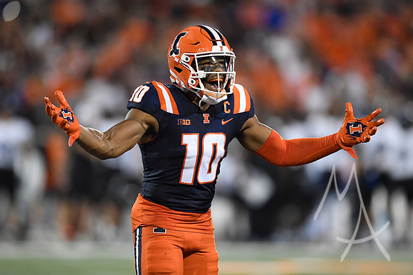 COLLEGE FOOTBALL: AUG 29 Eastern Illinois at Illinois