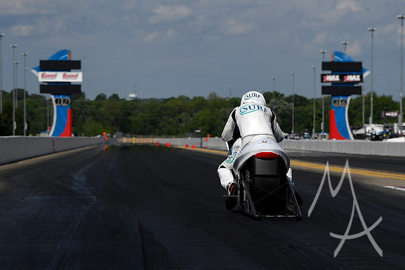 AUTO: APR 26 NHRA American Rebel Light 4-Wide Nationals